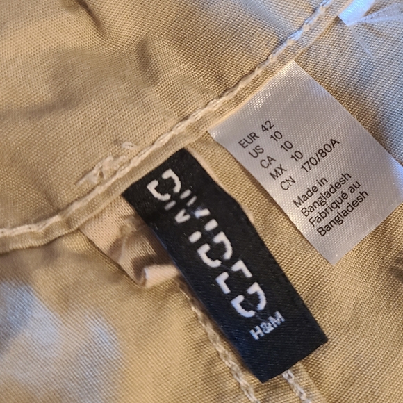 H&M Cargo Shorts, Mid Rise, 10 - Picture 6 of 6